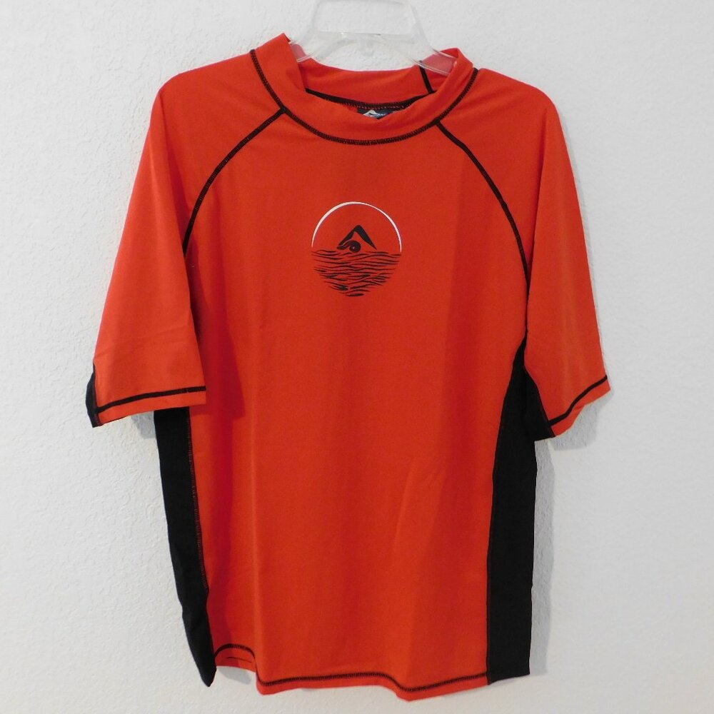 Okanu Surf Compression Viper Rash Guard Short Sleeve Shirt Medium Red Men's NEW